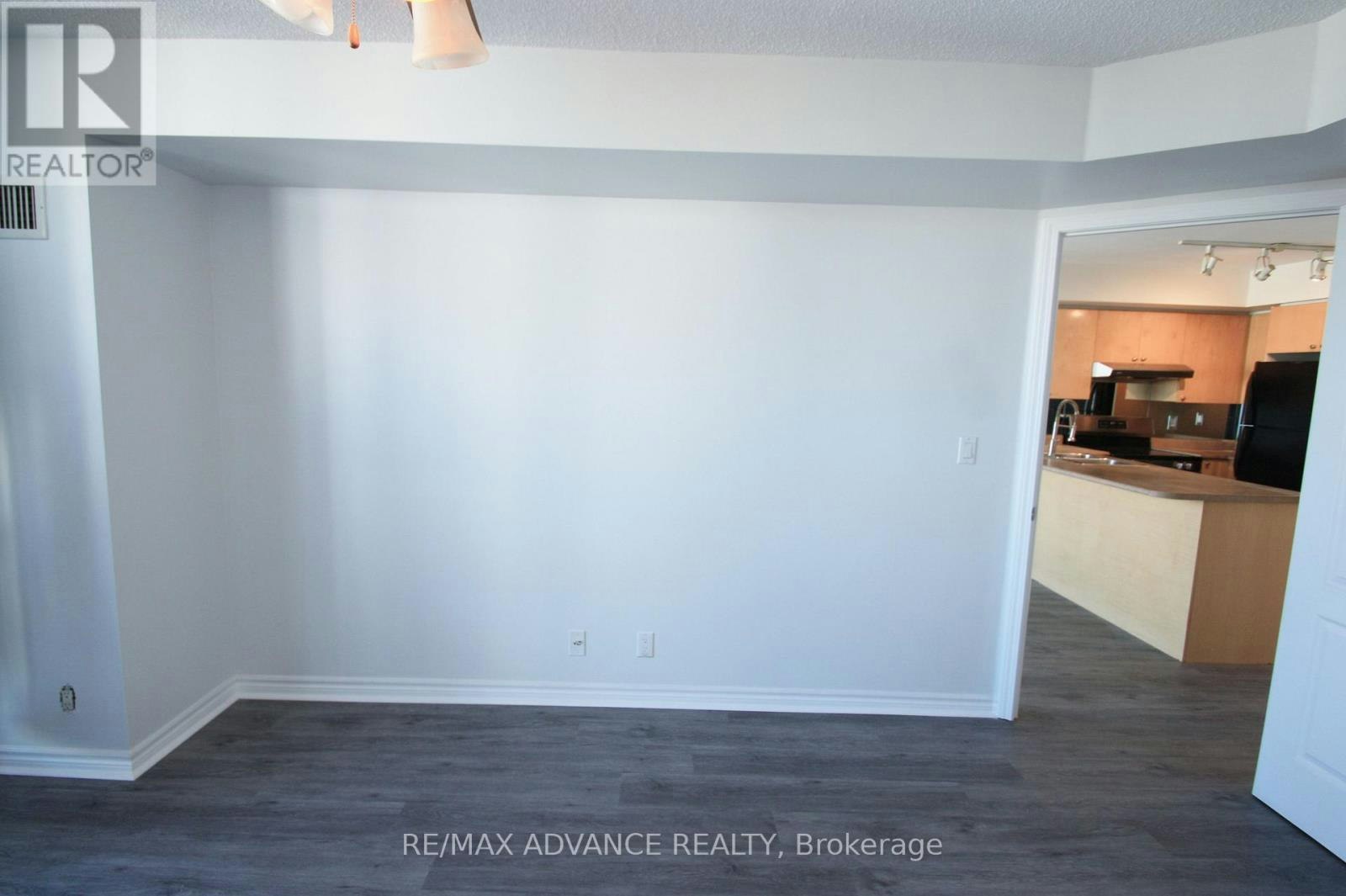 1601-1 Elm Drive W, Mississauga, ON, L5B 4M1 - 16