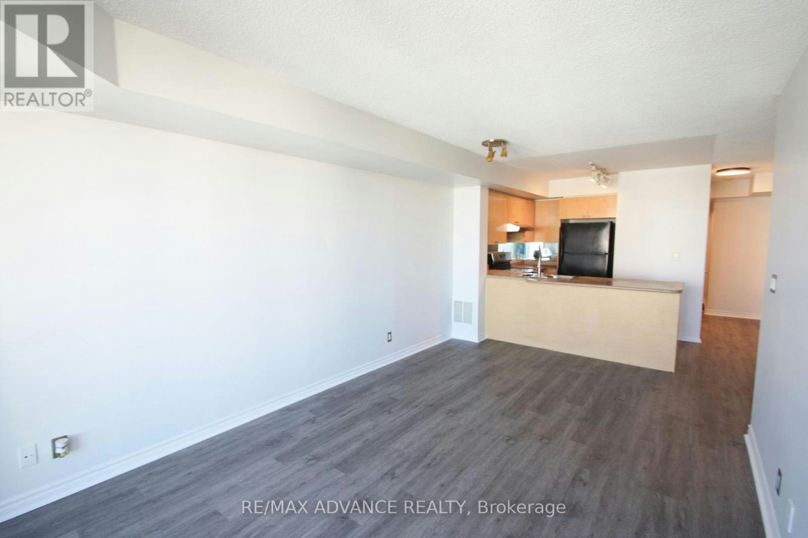1601-1 Elm Drive W, Mississauga, ON, L5B 4M1 - 5