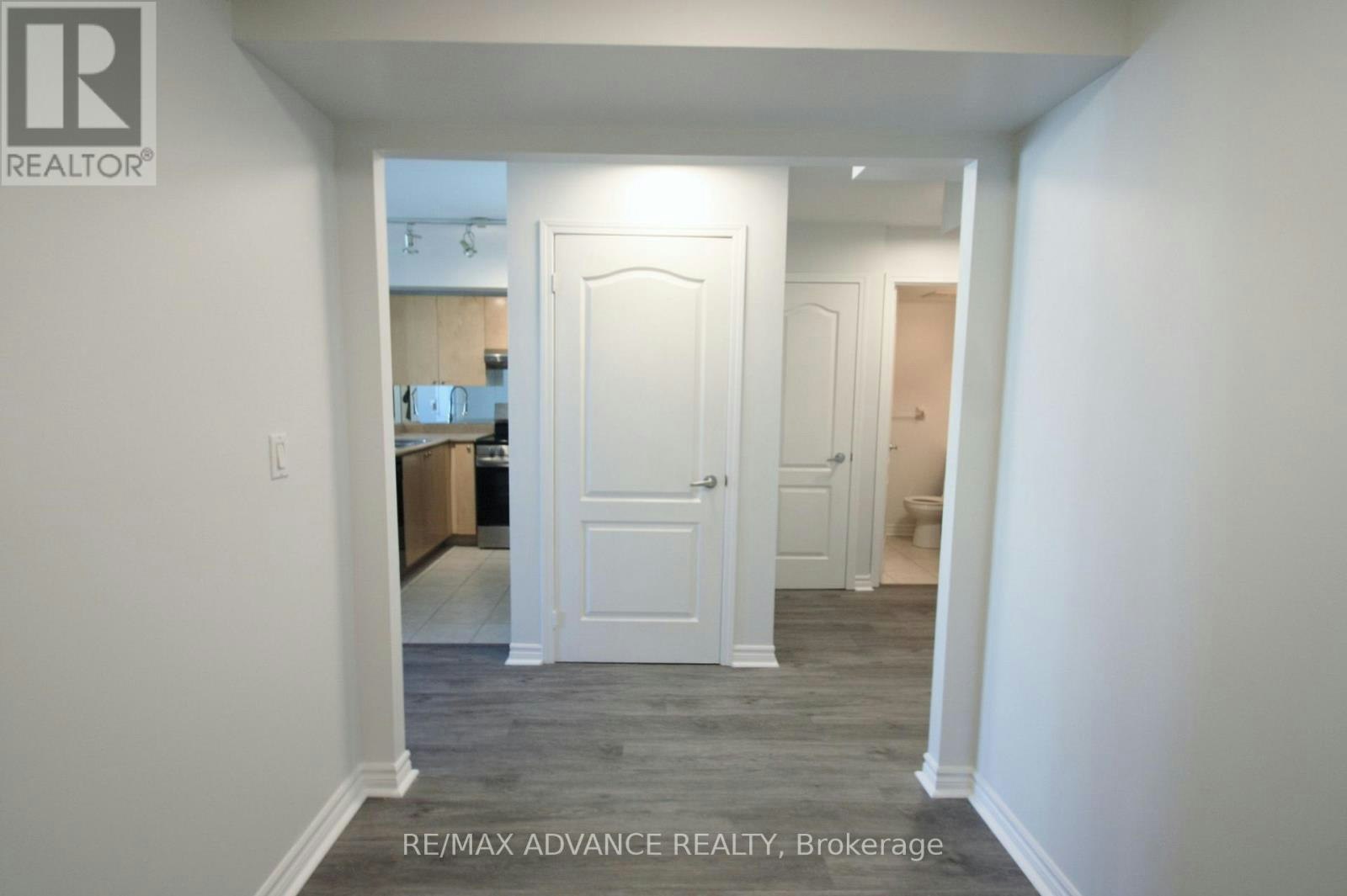 1601-1 Elm Drive W, Mississauga, ON, L5B 4M1 - 11