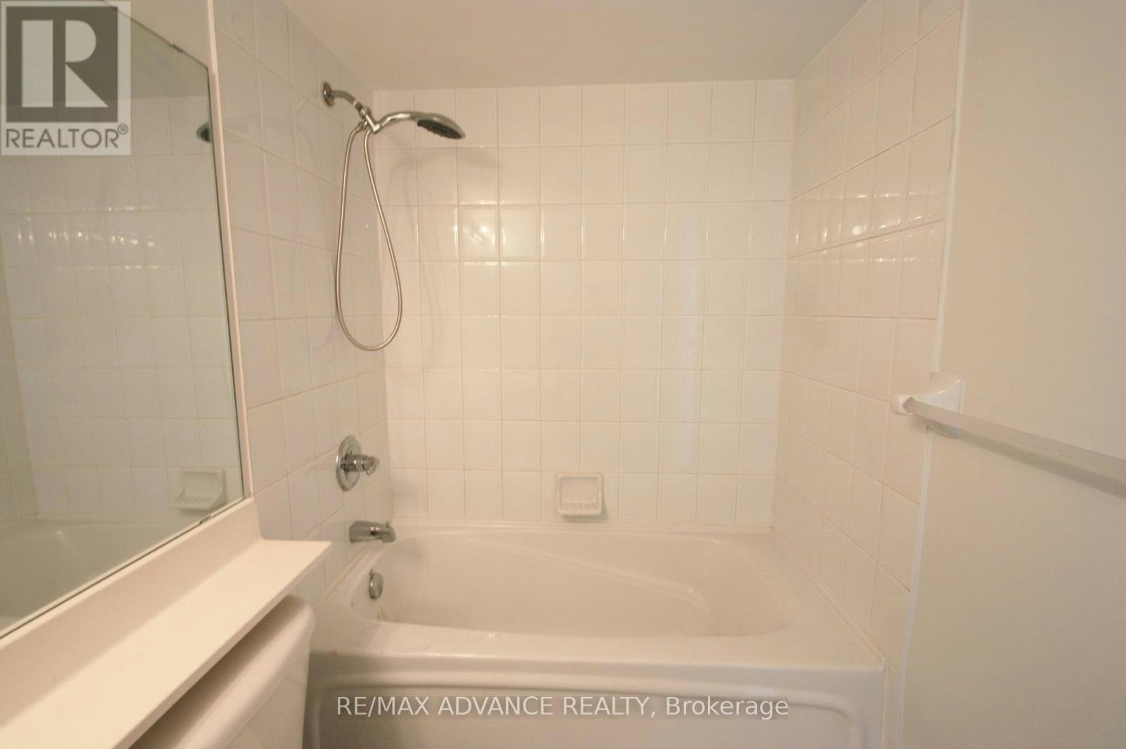 1601-1 Elm Drive W, Mississauga, ON, L5B 4M1 - 18