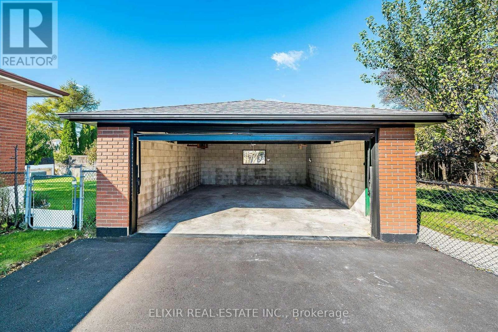 UPPER-135 Nugent Drive, Hamilton, ON, L8H 2N3 - 28