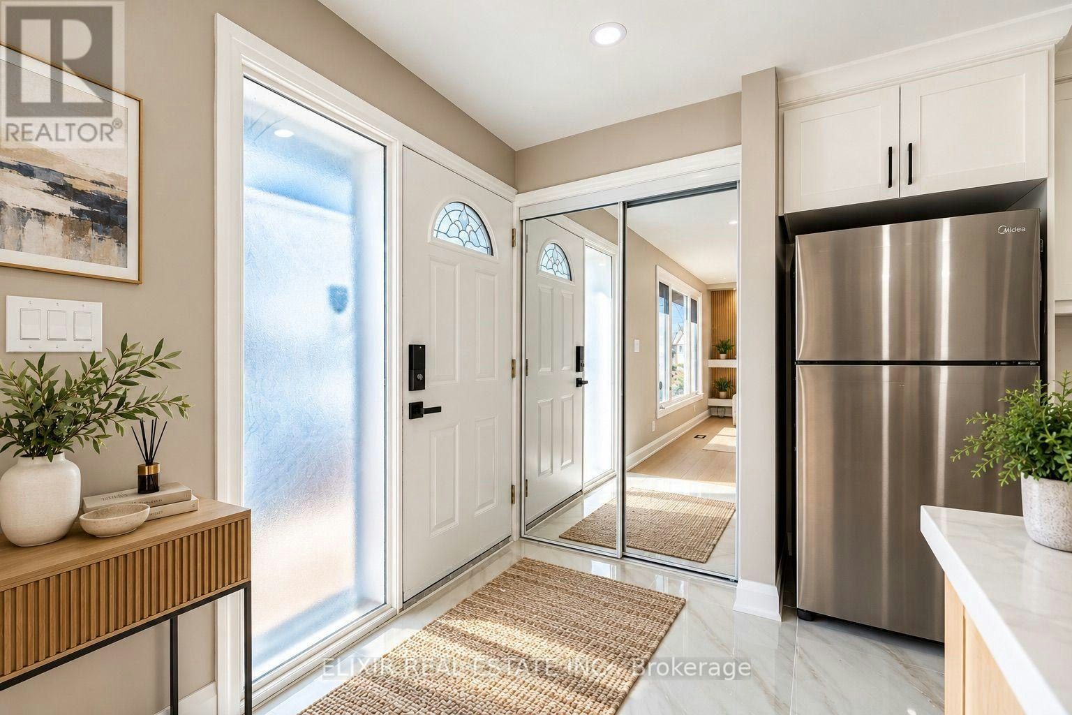 UPPER-135 Nugent Drive, Hamilton, ON, L8H 2N3 - 6