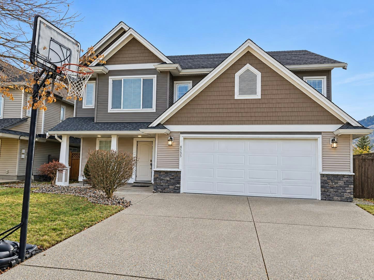 8535 Mcpherson Street, Mission, BC, V4S 1M3