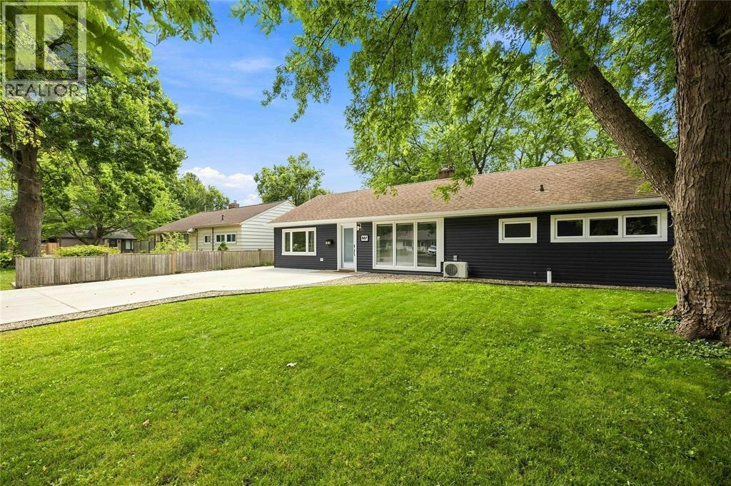887 Mccaw Street, Sarnia, ON, N7V 2X4 - 4