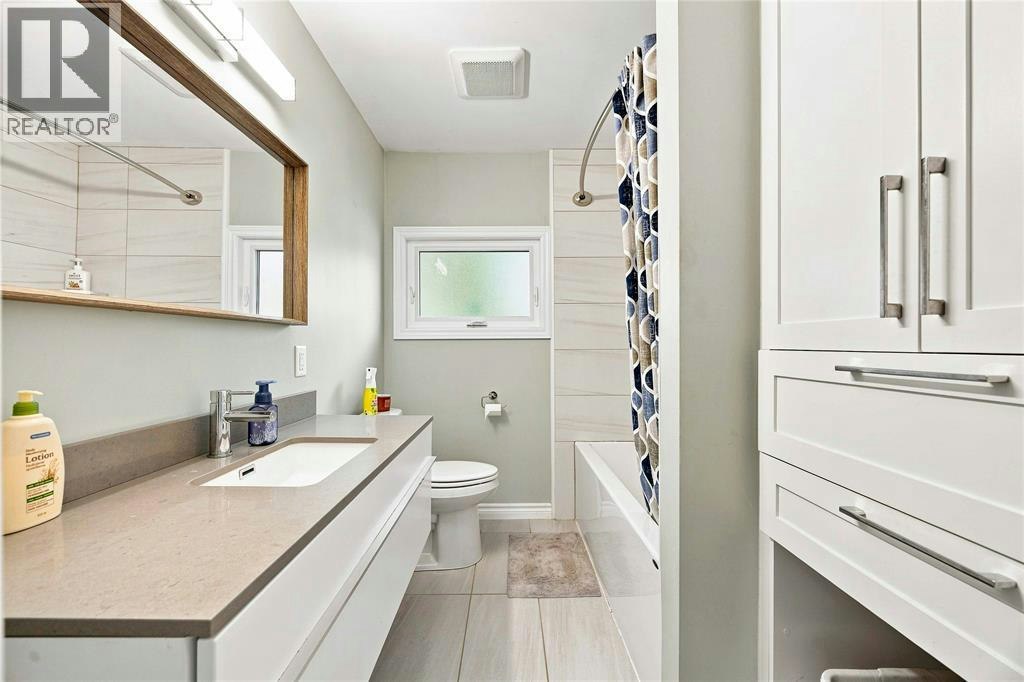 887 Mccaw Street, Sarnia, ON, N7V 2X4 - 20