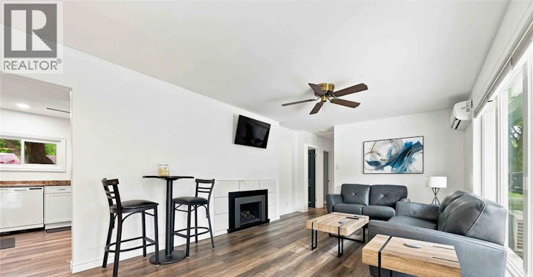 887 Mccaw Street, Sarnia, ON, N7V 2X4 - 8