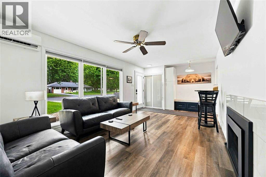 887 Mccaw Street, Sarnia, ON, N7V 2X4 - 5