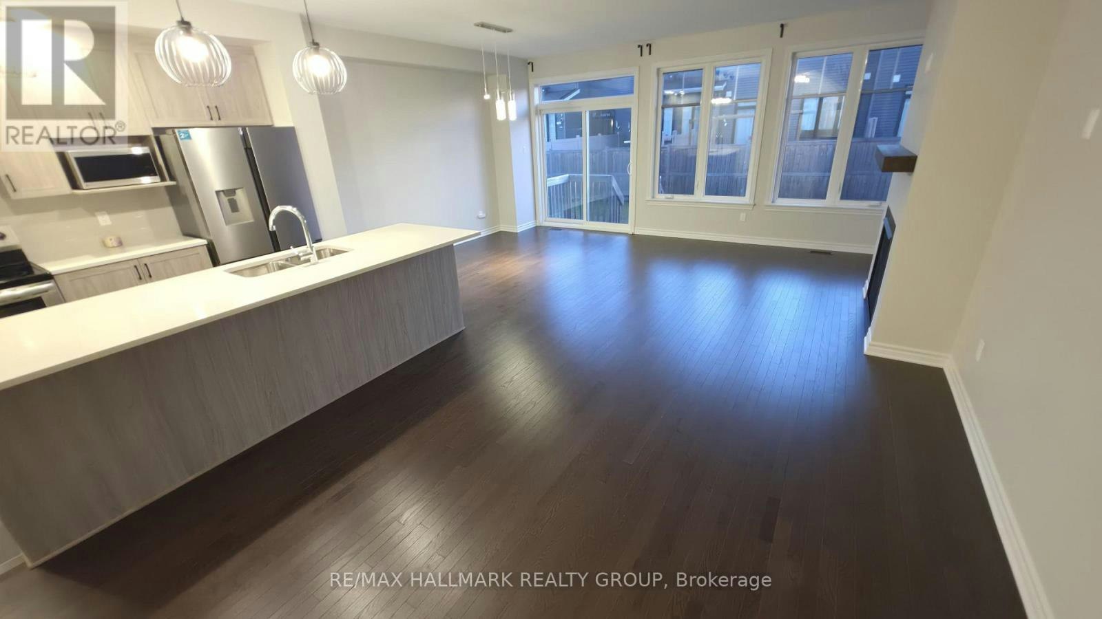 62 Mandevilla Crescent, Ottawa, ON, K1T 3V9 - 15