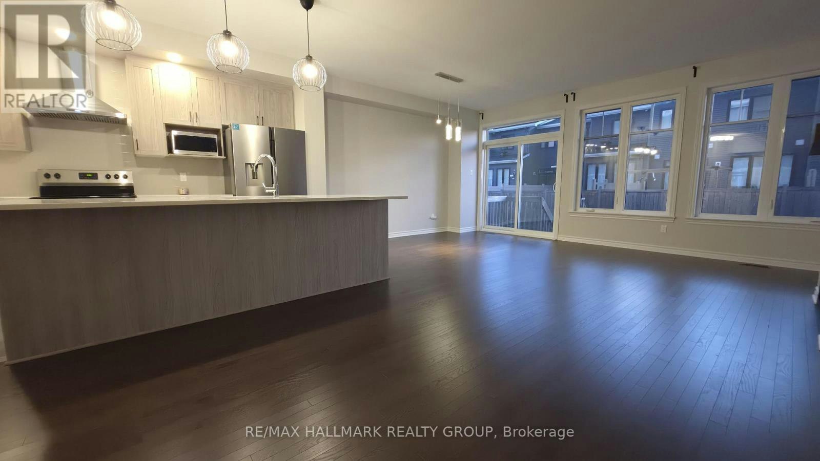 62 Mandevilla Crescent, Ottawa, ON, K1T 3V9 - 16
