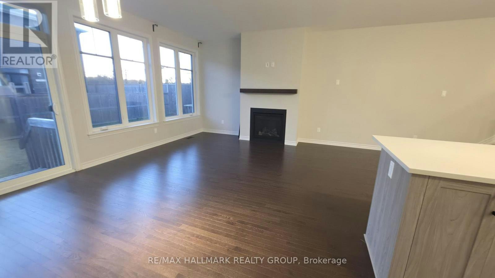 62 Mandevilla Crescent, Ottawa, ON, K1T 3V9 - 18