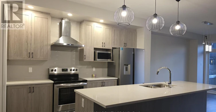 62 Mandevilla Crescent, Ottawa, ON, K1T 3V9 - 7