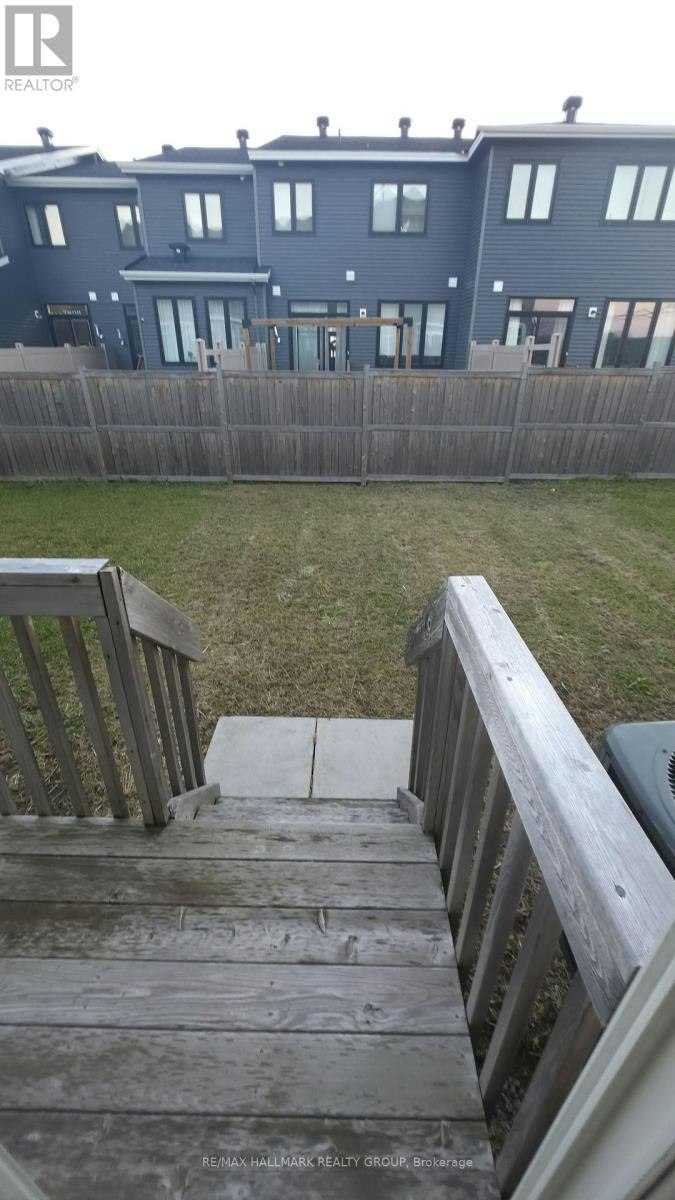 62 Mandevilla Crescent, Ottawa, ON, K1T 3V9 - 44