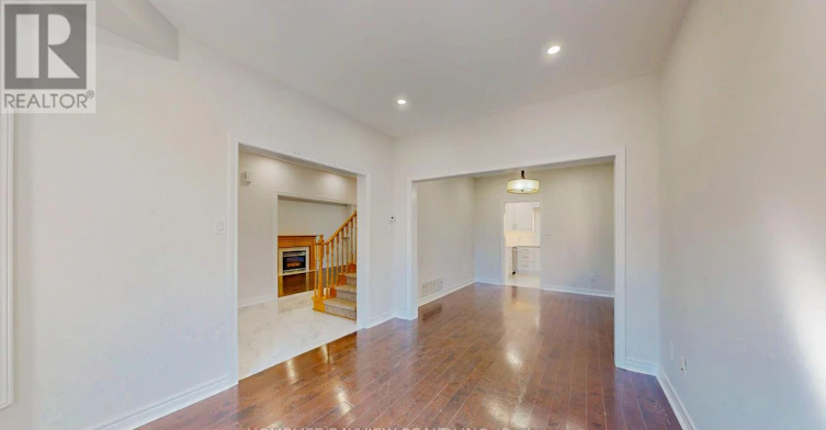 861 Surin Court, Newmarket, ON, L3Y 8R3 - 5
