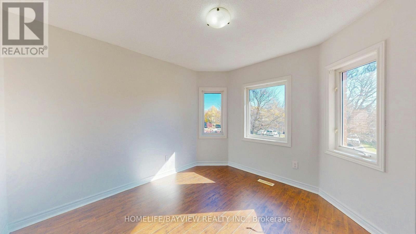 861 Surin Court, Newmarket, ON, L3Y 8R3 - 17