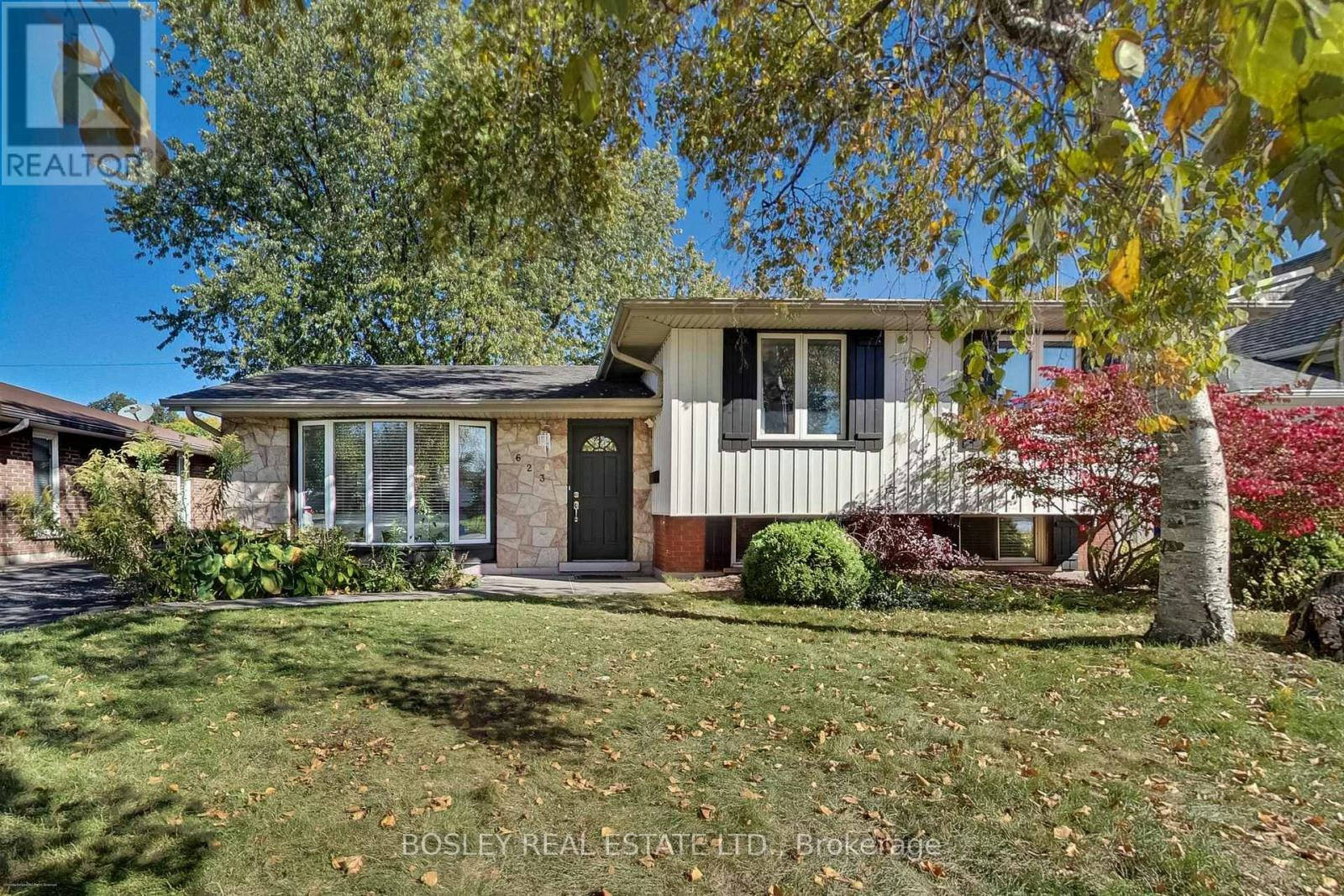 623 Thornwood Avenue, Burlington, ON, L7N 3B9
