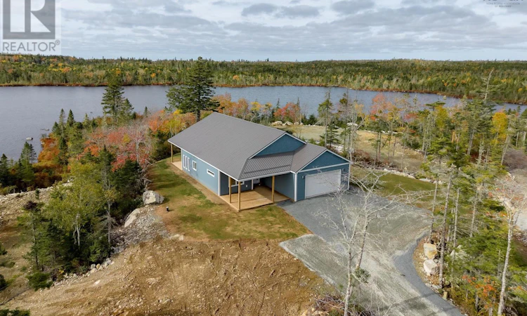 100 Lakepoint Way