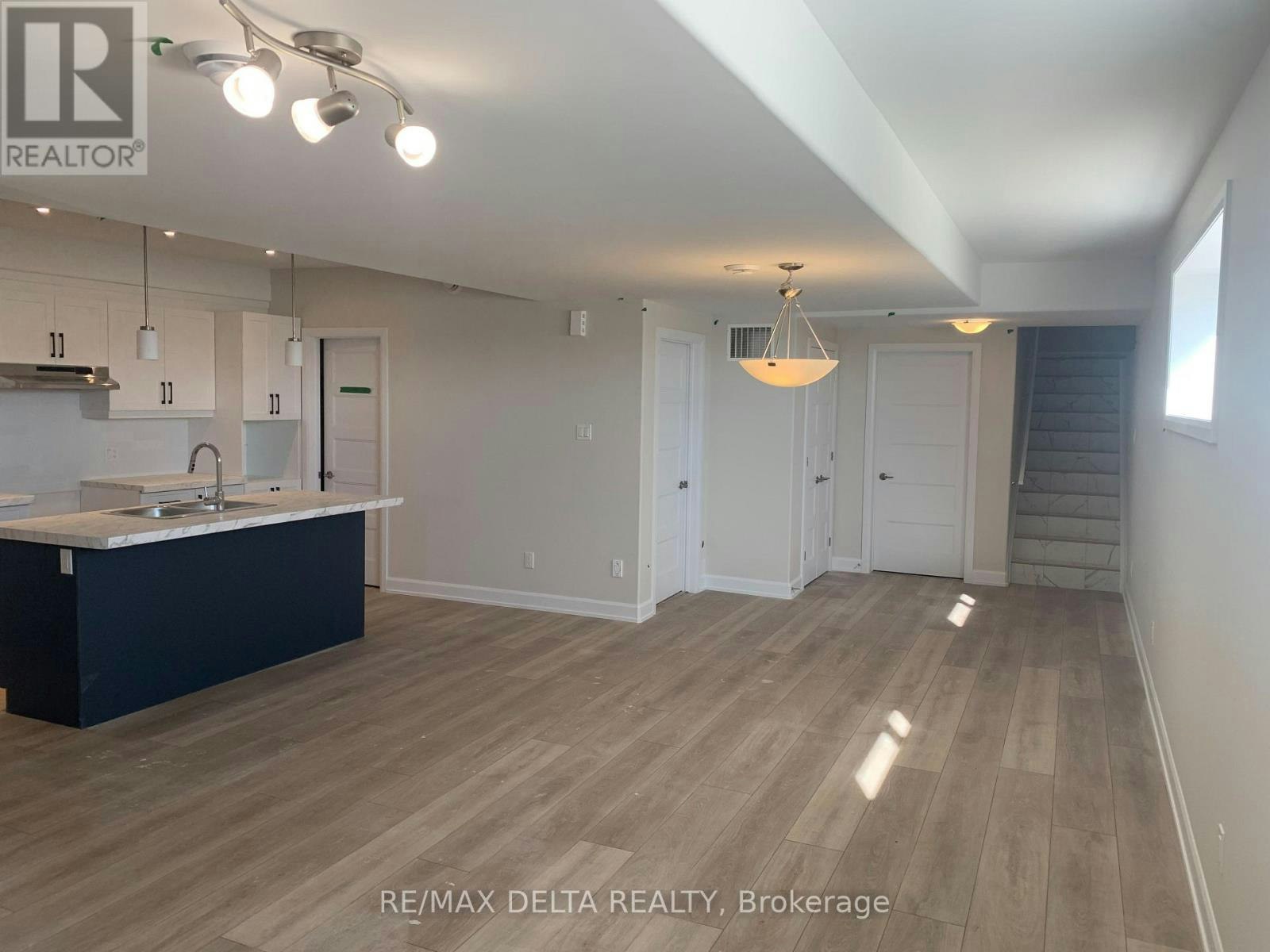 A-930 Chablis Crescent, Russell, ON, K0A 1W0 - 3