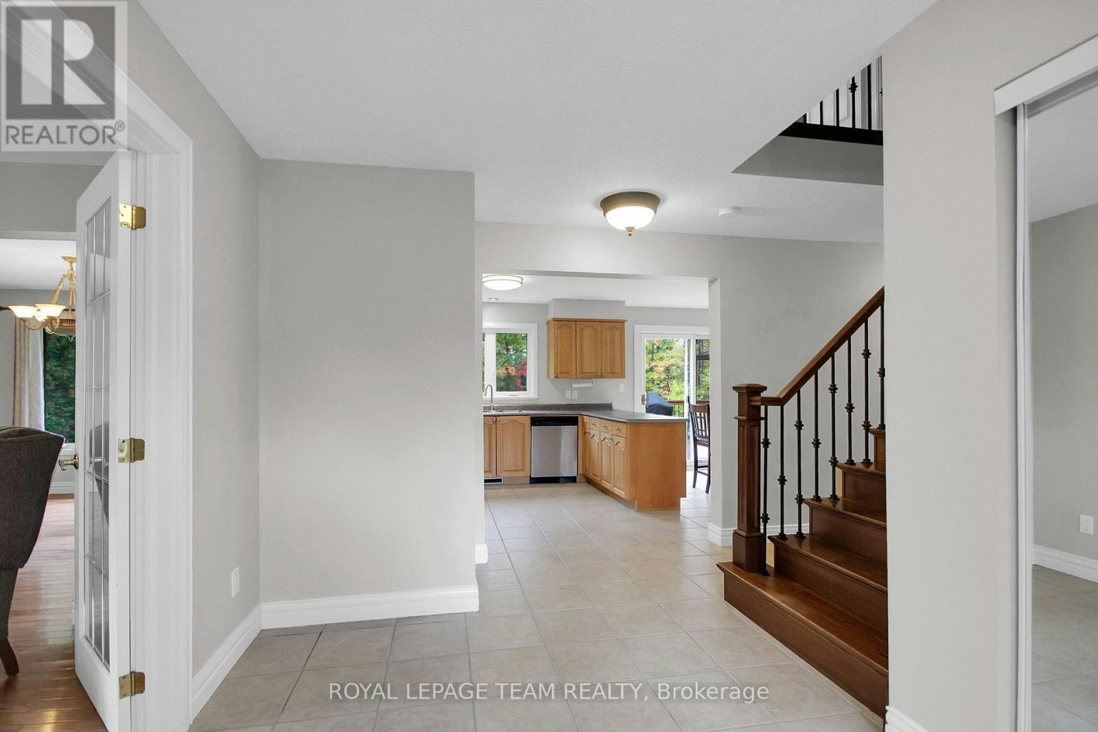 7089 Bush Drive, Ottawa, ON, K4P 1M8 - 3