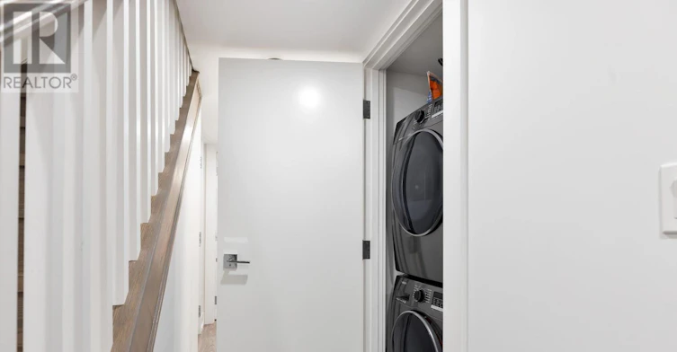 6 Halton Street, Toronto, ON, M6J 1R3 - 30