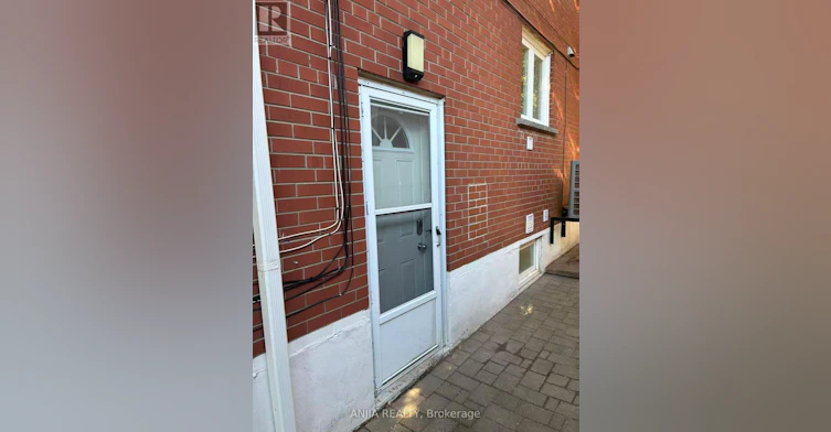 86 Santa Barbara Road, Toronto, ON, M2N 2C2 - 11