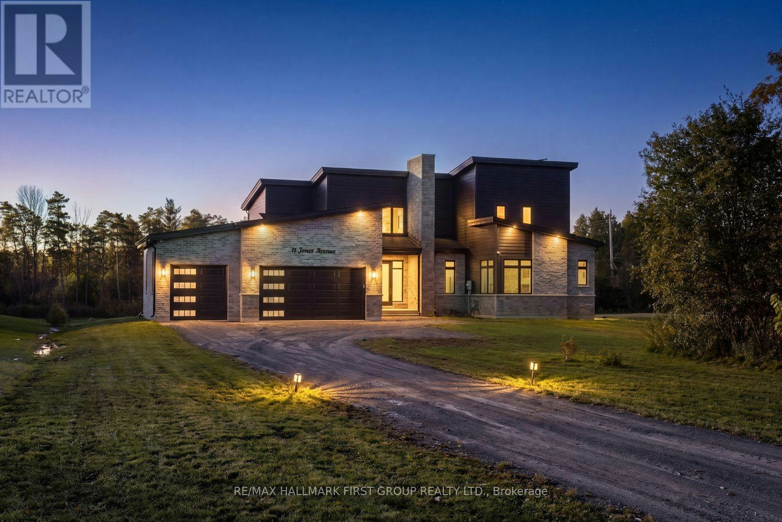 11 Jones Avenue, Clarington, ON, L0A 1J0