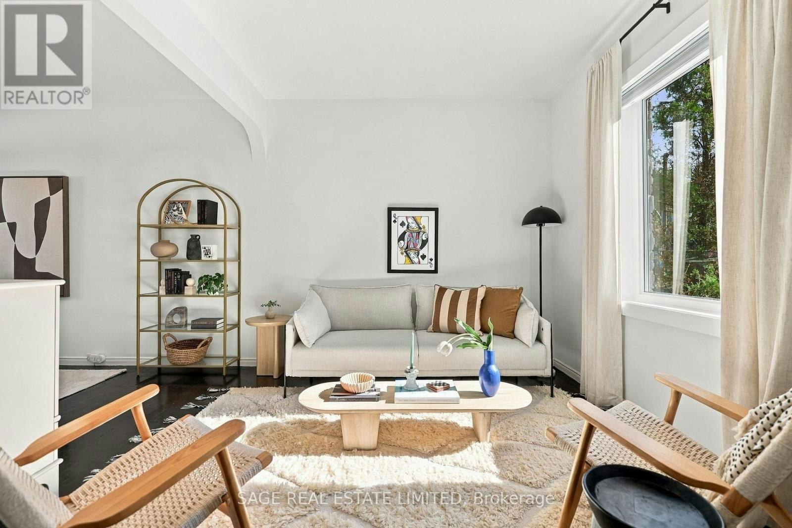 100 Dagmar Avenue, Toronto, ON, M4M 1W2