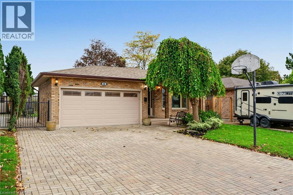 8 Valanna Court, Hamilton, ON, L9C 7A3