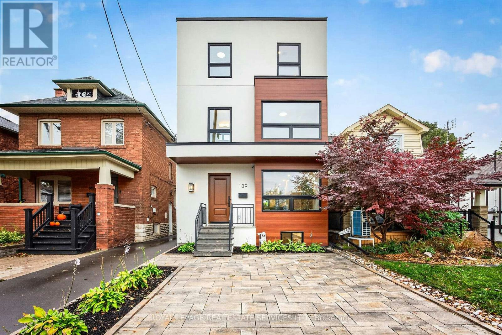 139 Priscilla Avenue, Toronto, ON, M6S 3W4