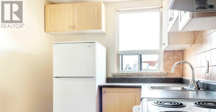 301 3261a Lake Shore Boulevard, Toronto, ON, M8V 1M2 - 4