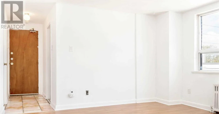 301 3261a Lake Shore Boulevard, Toronto, ON, M8V 1M2 - 2