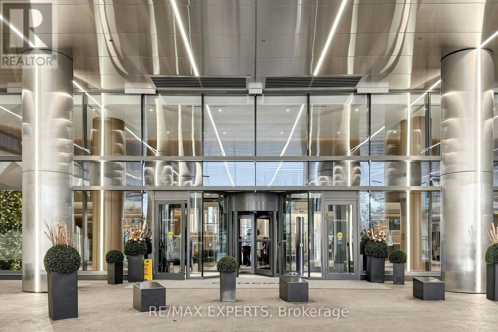 2208-1 Concord Way, Toronto, ON, M5V 0X3 - 4