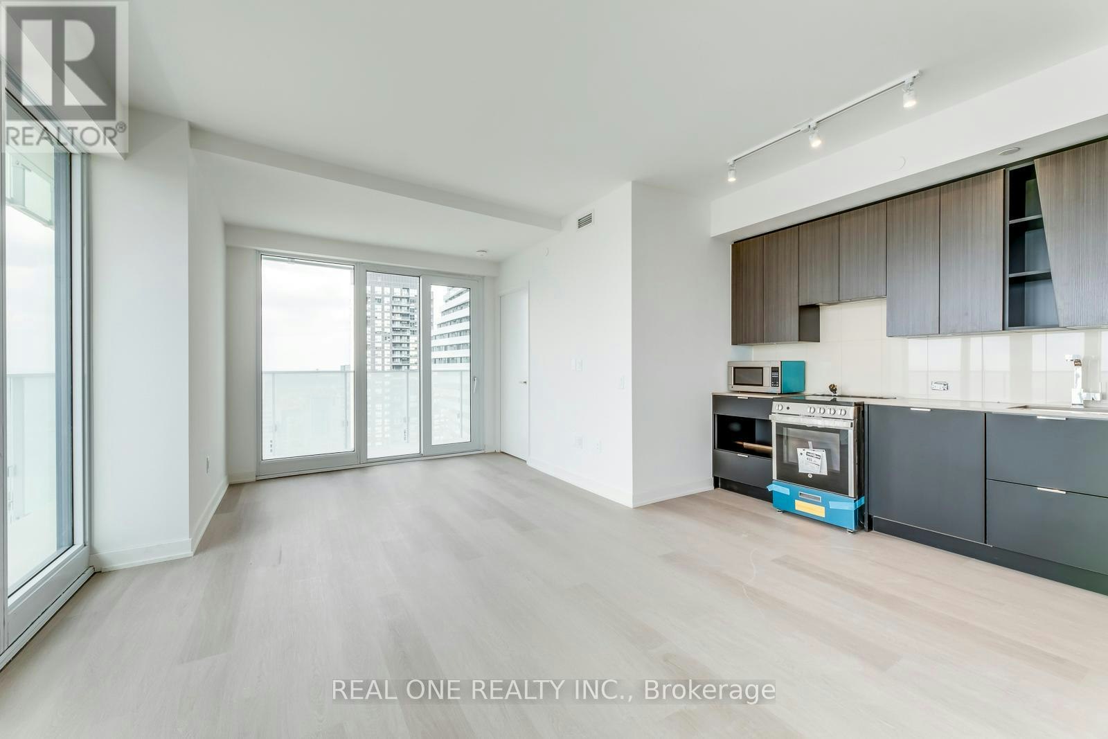 3810-3883 Quartz Road, Mississauga, ON, L5B 0M4 - 9