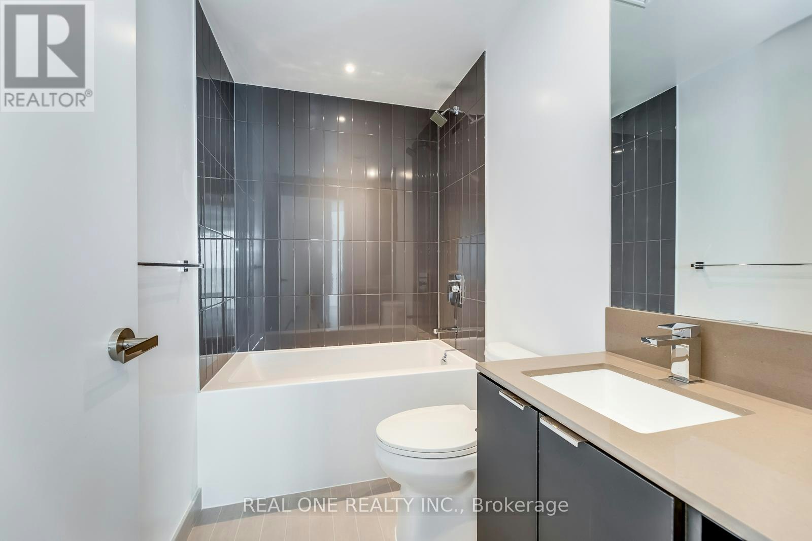 3810-3883 Quartz Road, Mississauga, ON, L5B 0M4 - 24