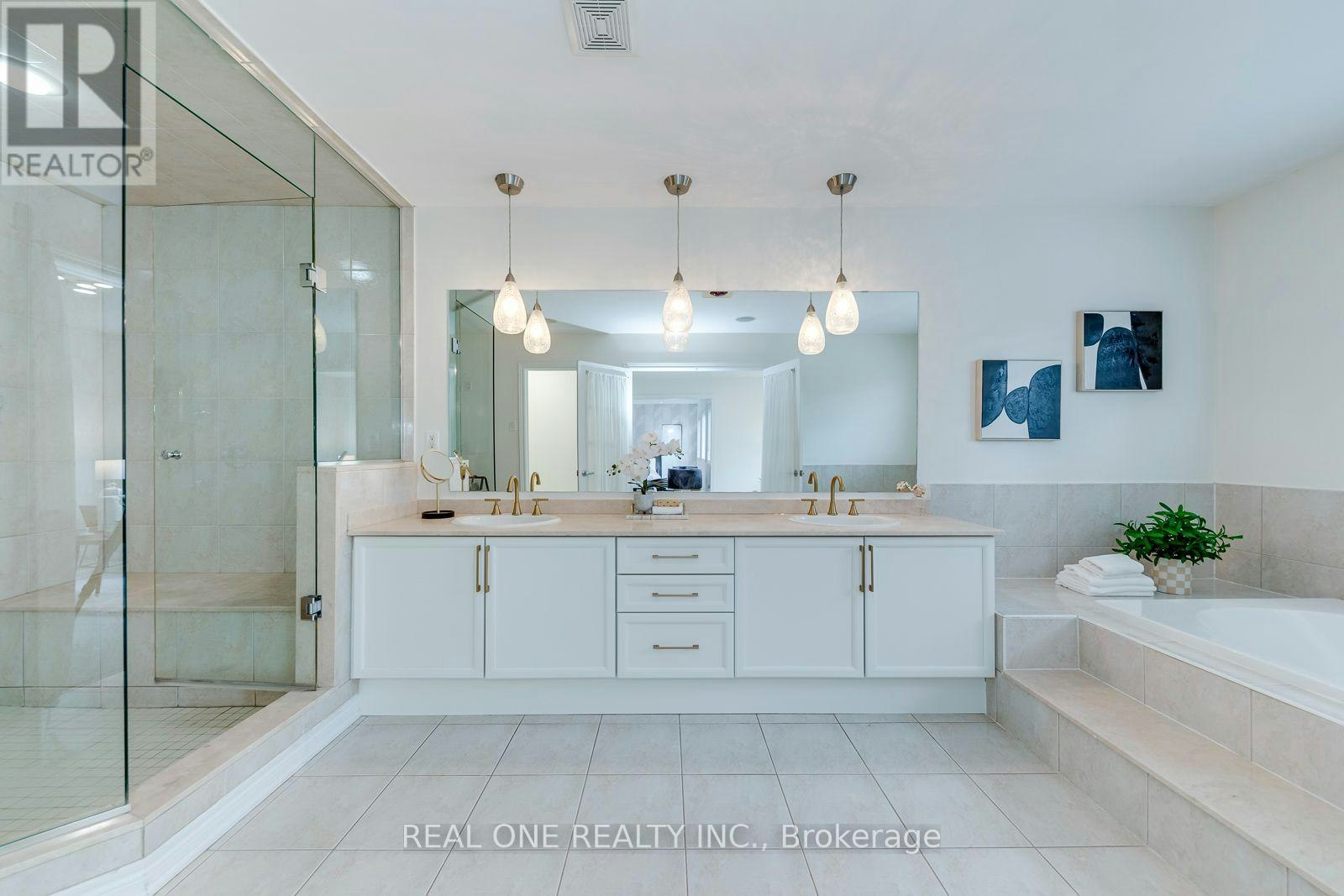 2456 Bon Echo Drive, Oakville, ON, L6H 7P9 - 30