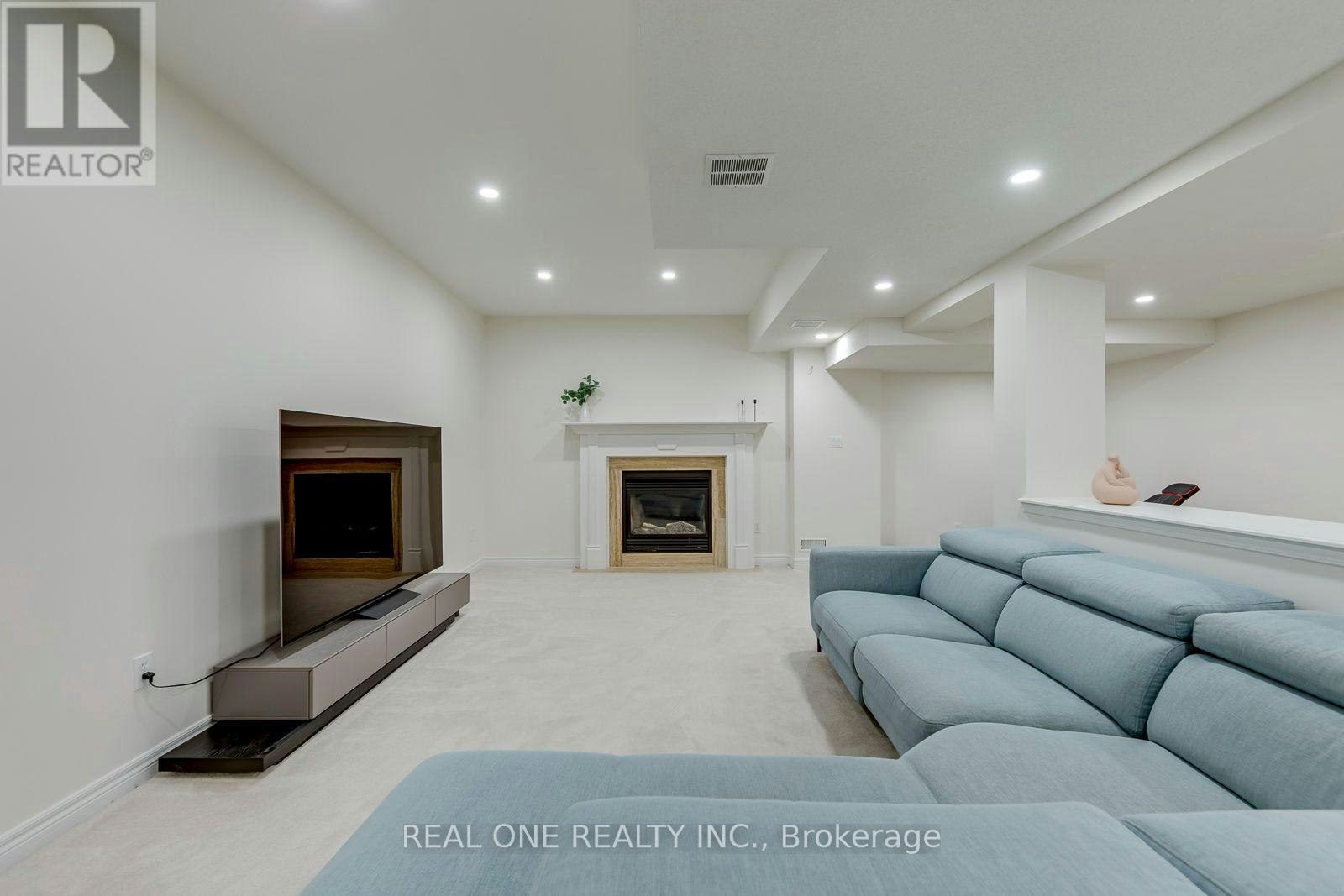 2456 Bon Echo Drive, Oakville, ON, L6H 7P9 - 40