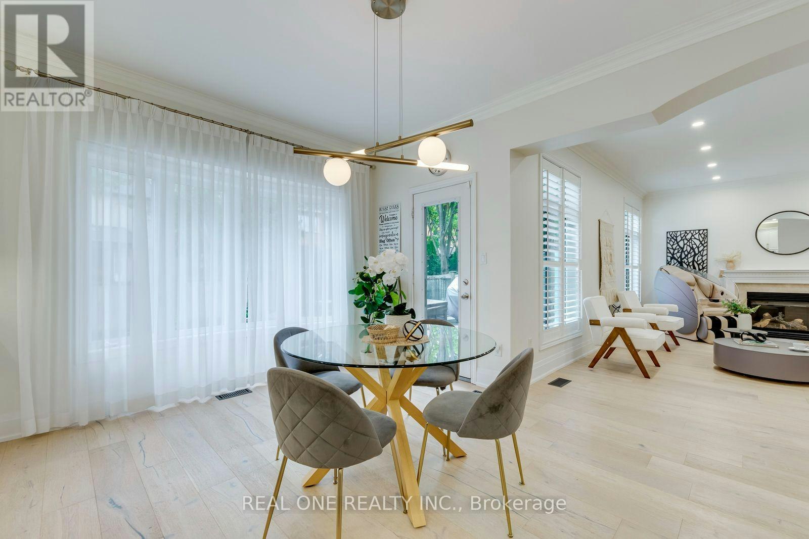 2456 Bon Echo Drive, Oakville, ON, L6H 7P9 - 21