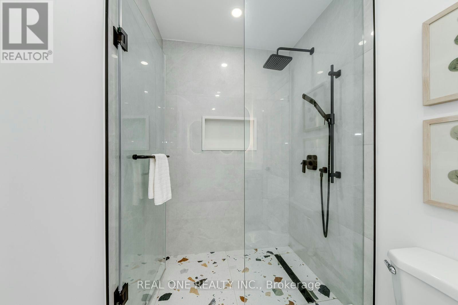 2456 Bon Echo Drive, Oakville, ON, L6H 7P9 - 36