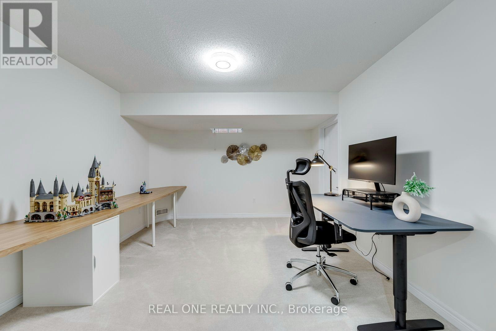 2456 Bon Echo Drive, Oakville, ON, L6H 7P9 - 43