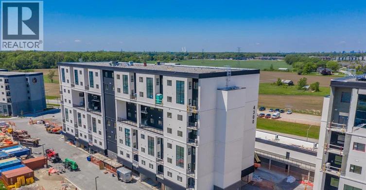 539-4300 Laurier Parkway, Lasalle, ON, N9H 0P8 - 2