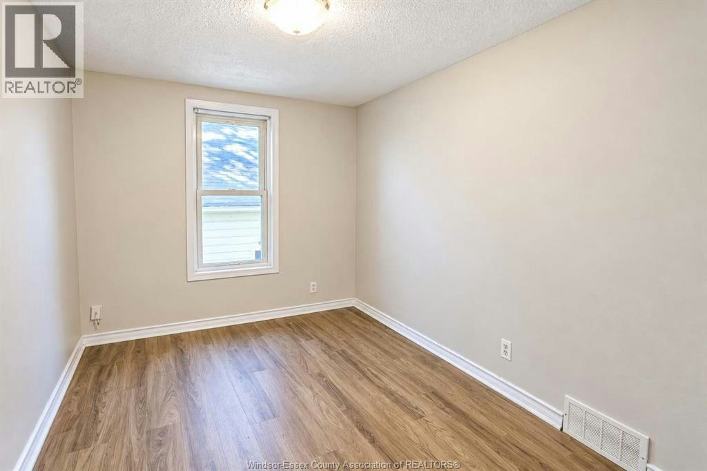 359 Mcewan Avenue, Windsor, ON, N9B 2E5 - 6