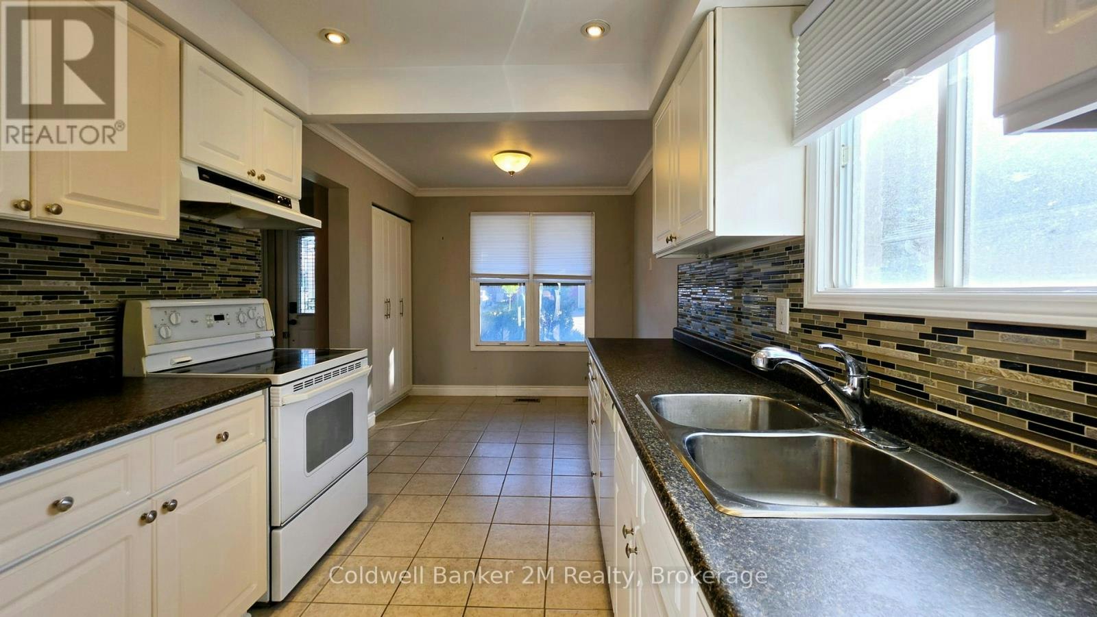 852 Attersley Drive, Oshawa, ON, L1K 1T9 - 11