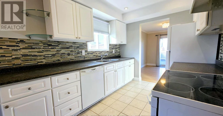 852 Attersley Drive, Oshawa, ON, L1K 1T9 - 10