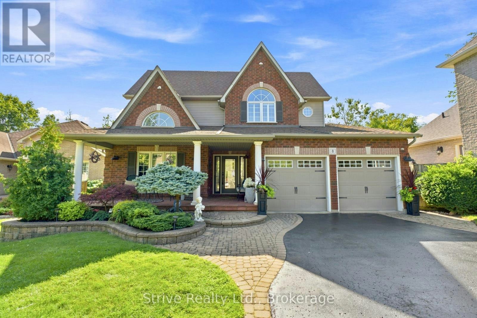 8 Rowland Court, Clarington, ON, L1E 1Z8