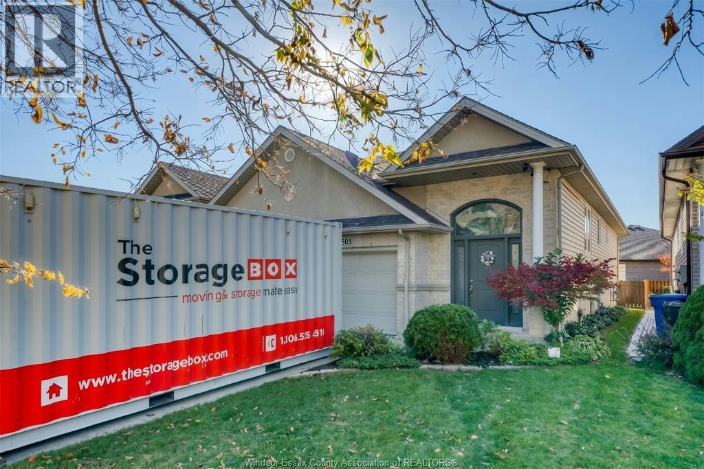 1583 Chateau Avenue, Windsor, ON, N8P 1M4