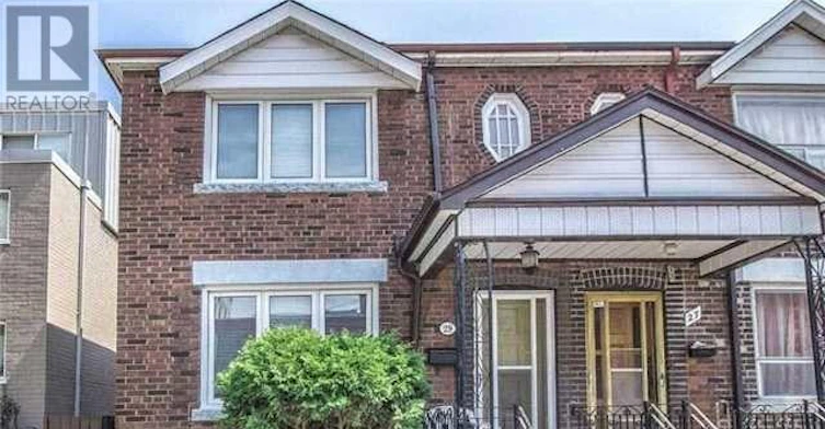 29 Ryerson Avenue, Toronto, ON, M5T 2P4