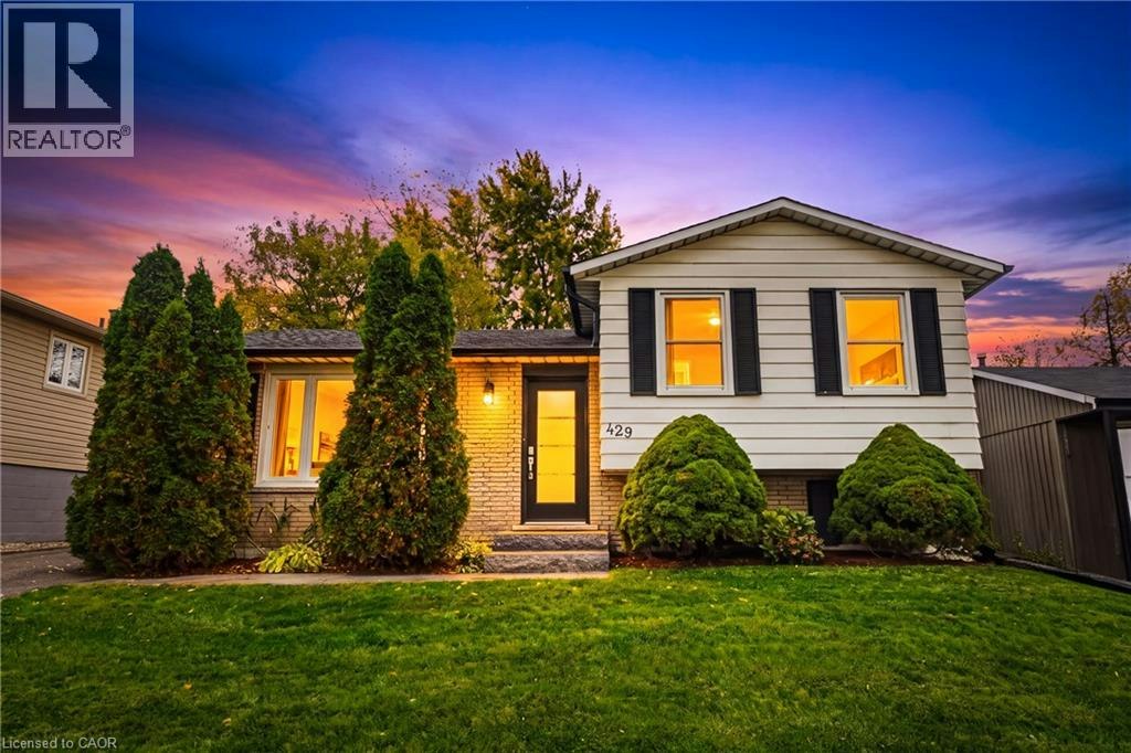 429 Limeridge Road W, Hamilton, ON, L9C 2V6