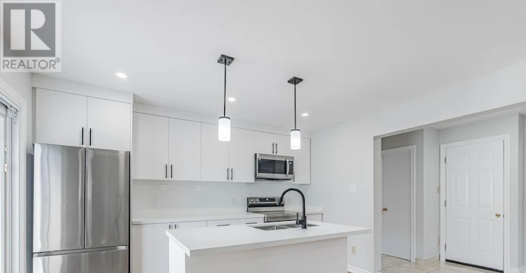 MAIN-71 Misty Meadow Drive, Vaughan, ON, L4L 3X1 - 6