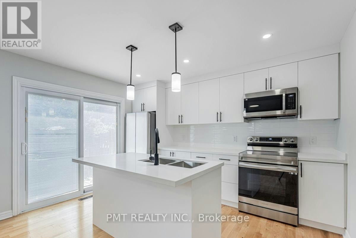 MAIN-71 Misty Meadow Drive, Vaughan, ON, L4L 3X1 - 3