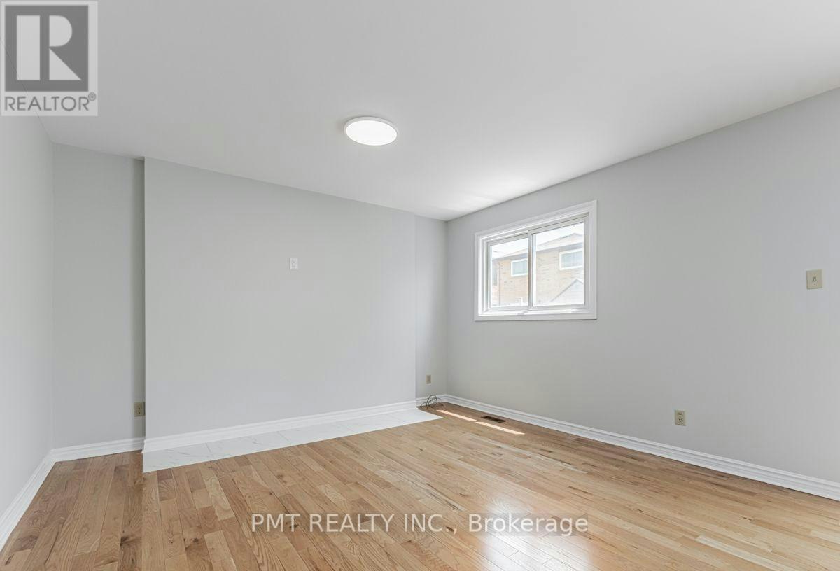 MAIN-71 Misty Meadow Drive, Vaughan, ON, L4L 3X1 - 9