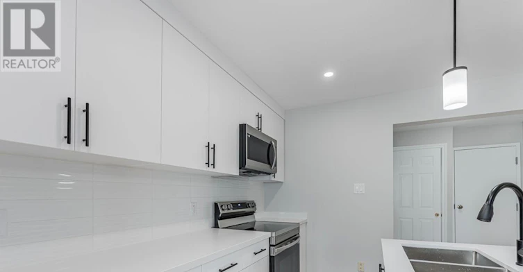 MAIN-71 Misty Meadow Drive, Vaughan, ON, L4L 3X1 - 5